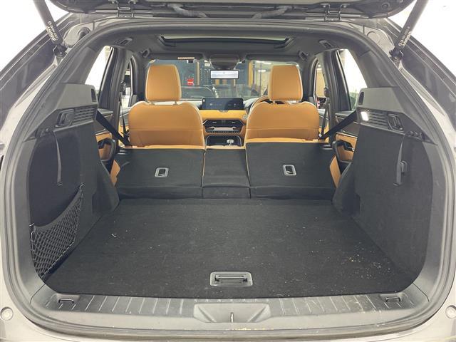 ＣＸ－６０ ＸＤ－ハイブリッド　プレミアムスポーツ　ＢＯＳＥサウンド・サンルーフ・全方位カメラ・前後ドライブレコーダー・スマートキー・革シート（茶）・全席シートヒーター・前席ベンチレーション・前席パワーシート・ステアリングヒーター・レーンキープアシスト（17枚目）