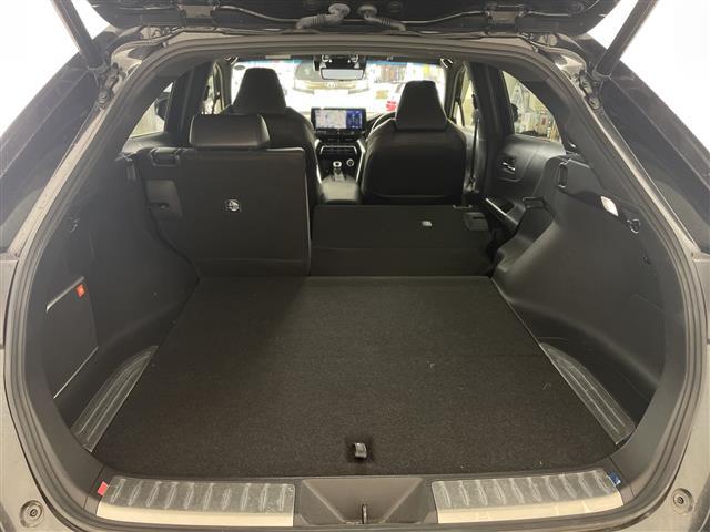 ハリアーハイブリッド Ｚ　レザーパッケージ　１２．３インチビ　パノラミックビューモニター　トヨタセーフティセンス　ＪＢＬサウンド　革シート　パワーバックドア　シートヒーター　ベンチレーション　ワンオーナー　ＬＥＤヘッドライト（17枚目）