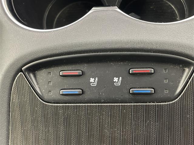 ハリアーハイブリッド Ｚ　レザーパッケージ　１２．３インチビ　パノラミックビューモニター　トヨタセーフティセンス　ＪＢＬサウンド　革シート　パワーバックドア　シートヒーター　ベンチレーション　ワンオーナー　ＬＥＤヘッドライト（32枚目）
