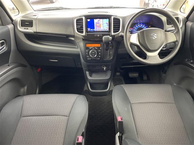 ソリオ X-DJE ナビ&BT&DVD・左側パワースライドドア・右側イージークローザードア・スマートキー・プッシュスタート・アイドリングストップ・横滑り防止装置・シートバックテーブル・純正アルミ(42枚目)