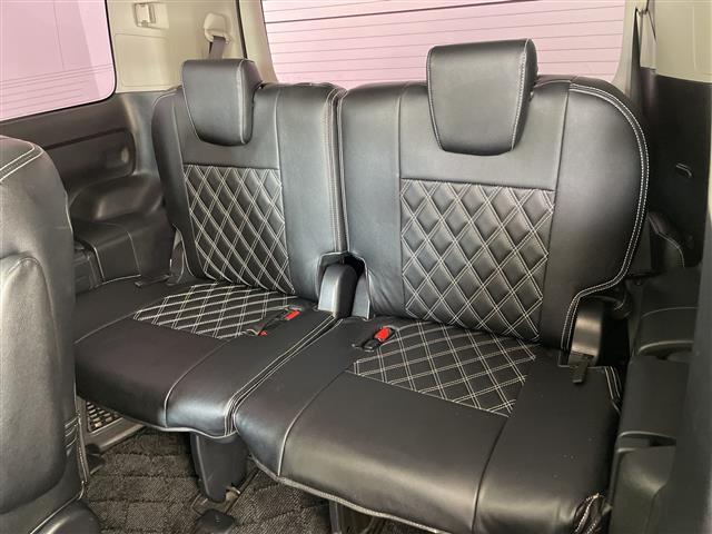 ヴォクシー ＺＳ　社外８インチナビ・バックカメラ・フリップダウンモニター・両側パワースライドドア・アイドリングストップ・横滑り防止装置・ドライブスタートコントロール・Ｓ－ＶＳＣ・ＭＴモード付ＡＴ・ステアリングスイッチ（12枚目）