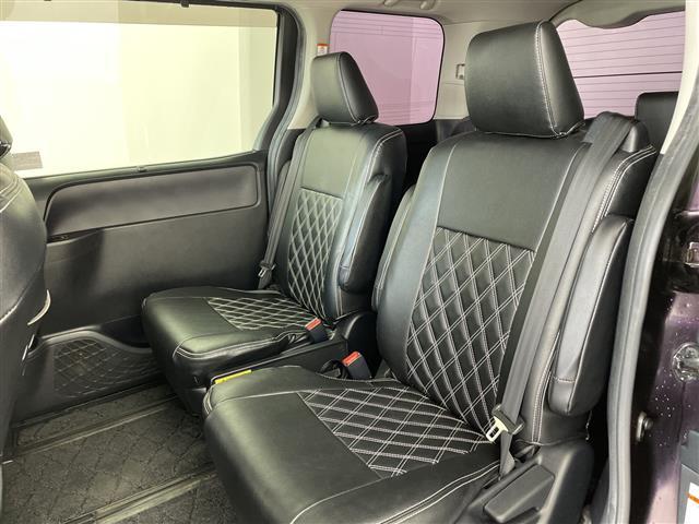 ヴォクシー ＺＳ　社外８インチナビ・バックカメラ・フリップダウンモニター・両側パワースライドドア・アイドリングストップ・横滑り防止装置・ドライブスタートコントロール・Ｓ－ＶＳＣ・ＭＴモード付ＡＴ・ステアリングスイッチ（16枚目）