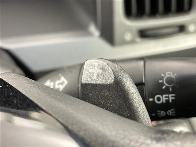 ステップワゴンスパーダ Z HDDナビエディション 純正ナビ・フルセグ・ステアリングスイッチ・両側パワースライドドア・ビルトインETC・バックカメラ・スマートキー・純正フロアマット・ドアバイザー・キセノンライト・オートライト・フォグラプ・パドルシフト(23枚目)