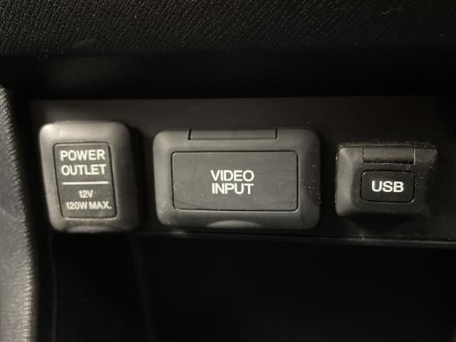 ステップワゴンスパーダ Z HDDナビエディション 純正ナビ・フルセグ・ステアリングスイッチ・両側パワースライドドア・ビルトインETC・バックカメラ・スマートキー・純正フロアマット・ドアバイザー・キセノンライト・オートライト・フォグラプ・パドルシフト(33枚目)