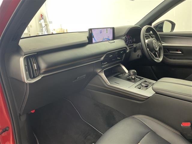 ＣＸ－６０ ＸＤ－ハイブリッド　エクスクルーシブスポーツ　・ＢＯＳＥサウンドシステム・１２．３型ナビ＆フルセグ＆ＢＴ＆ＨＤＭＩ＆Ａｐｐｌｅｃａｒｐｌａｙ＆ハンズフリーパワーバックドア・置くだけ充電・前後ドラレコ・前席シートベンチレーション・全席シートヒーター（12枚目）
