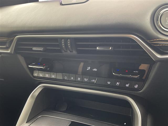 ＣＸ－６０ ＸＤ－ハイブリッド　エクスクルーシブスポーツ　・ＢＯＳＥサウンドシステム・１２．３型ナビ＆フルセグ＆ＢＴ＆ＨＤＭＩ＆Ａｐｐｌｅｃａｒｐｌａｙ＆ハンズフリーパワーバックドア・置くだけ充電・前後ドラレコ・前席シートベンチレーション・全席シートヒーター（26枚目）