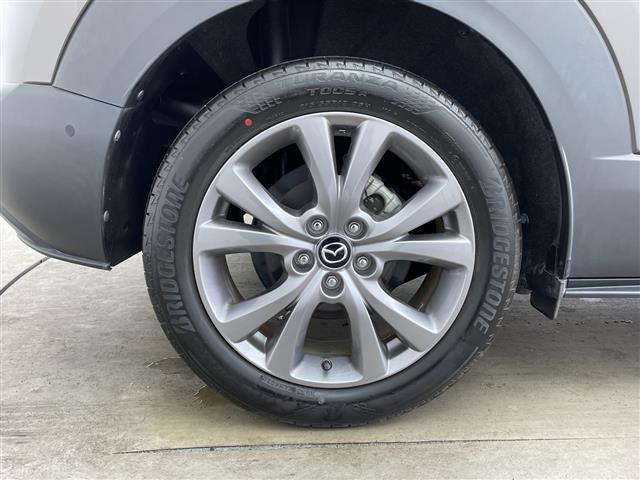 ＣＸ－３０ ２０Ｓ　Ｌパッケージ　・純正８．８型ＳＤナビ＆フルセグ＆ＢＴ＆ＵＳＢ＆ＤＶＤ・３６０°カメラ・黒革シート・ｉ－ＡＣＴＩＶＥＳＥＮＳＥ・前席シートヒーター・ＬＥＤライト・スマートキー・ＥＴＣ・パワーバックドア（41枚目）