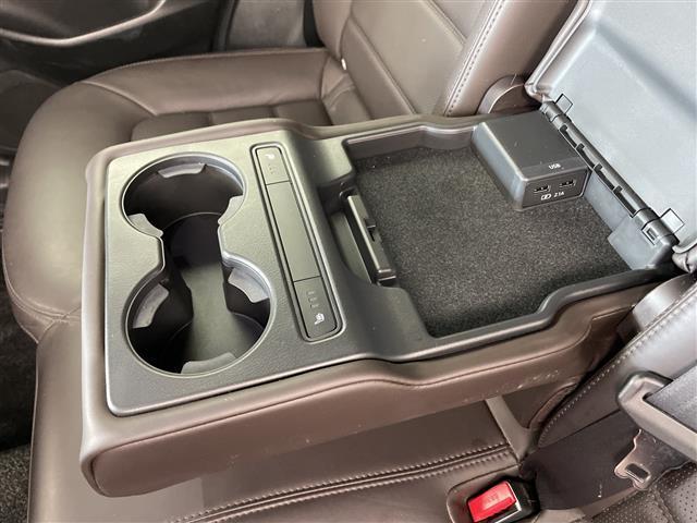 ＣＸ－５ ＸＤ　エクスクルーシブモード　純正ナビ・全方位カメラ・ＢＯＳＥサウンド・革シート・前席パワーシート・運転席メモリーシート・全席シートヒーター・前席ベンチレーション・ハンドルヒーター・パワーリアゲート・パドルシフト・ＥＴＣ（32枚目）