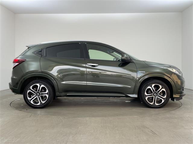 ヴェゼル ハイブリッドZ ・シティブレーキアクティブシステム・カロッツェリア製7インチナビ&フルセグ&BT&DVD・バックカメラ・クルーズコントロール・電子パーキング・オートホールド・LEDヘッドライト・オートライト・ETC(6枚目)