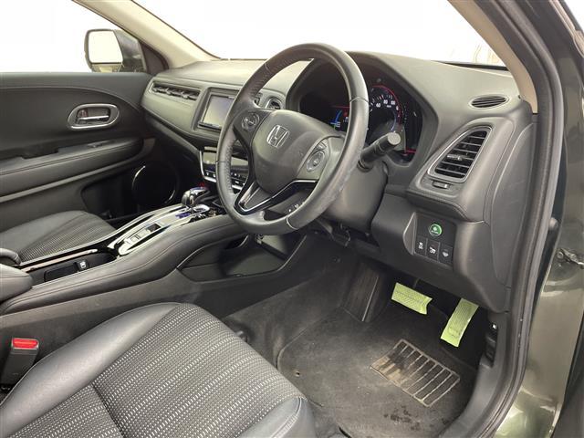 ヴェゼル ハイブリッドZ ・シティブレーキアクティブシステム・カロッツェリア製7インチナビ&フルセグ&BT&DVD・バックカメラ・クルーズコントロール・電子パーキング・オートホールド・LEDヘッドライト・オートライト・ETC(8枚目)