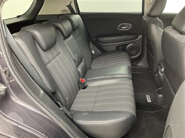 ヴェゼル ハイブリッドZ 純正ナビ TV バックカメラ ビルトインETC ハーフレザー シートヒーター 衝突軽減ブレーキ 先行車発進告知 LEDヘッドライト ルーフレール ドライブレコーダー 純正17インチアルミホイール(11枚目)