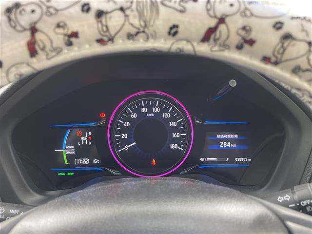 ヴェゼル ハイブリッドZ 純正ナビ TV バックカメラ ビルトインETC ハーフレザー シートヒーター 衝突軽減ブレーキ 先行車発進告知 LEDヘッドライト ルーフレール ドライブレコーダー 純正17インチアルミホイール(19枚目)