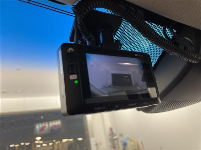 ヴェゼル ハイブリッドZ 純正ナビ TV バックカメラ ビルトインETC ハーフレザー シートヒーター 衝突軽減ブレーキ 先行車発進告知 LEDヘッドライト ルーフレール ドライブレコーダー 純正17インチアルミホイール(32枚目)