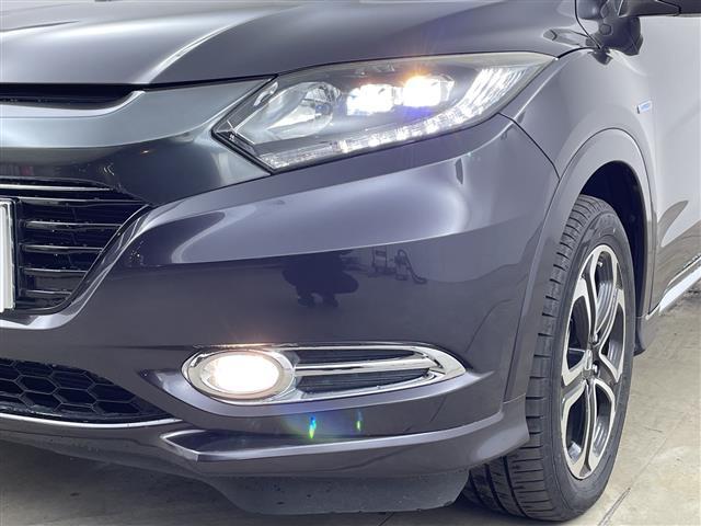 ヴェゼル ハイブリッドZ 純正ナビ TV バックカメラ ビルトインETC ハーフレザー シートヒーター 衝突軽減ブレーキ 先行車発進告知 LEDヘッドライト ルーフレール ドライブレコーダー 純正17インチアルミホイール(39枚目)