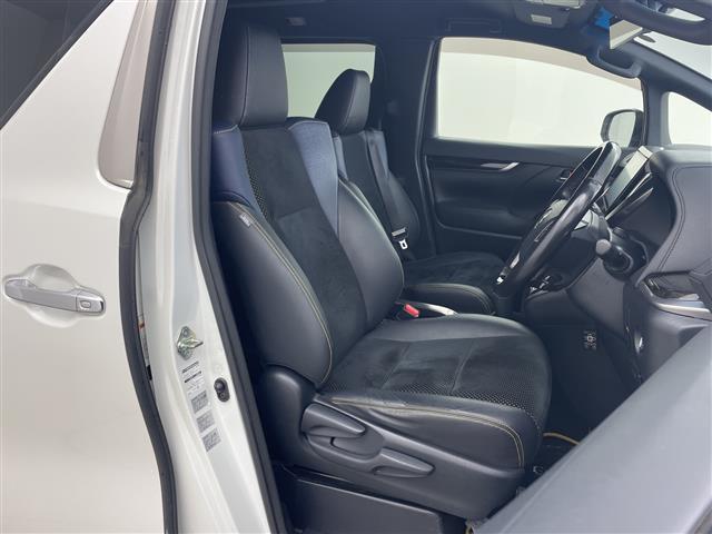 ヴェルファイア ３．５ＺＡ　ゴールデンアイズ　モデリスタ　純正１０インチナビ　純正１２．１インチフリップダウンモニター　バックカメラ　ビルトインＥＴＣ　社外２０インチアルミホイール　両側パワースライドドア　パワーバックドア　ＡＣ１００Ｖ電源（9枚目）