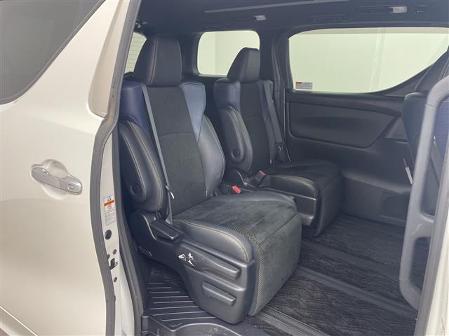 ヴェルファイア ３．５ＺＡ　ゴールデンアイズ　モデリスタ　純正１０インチナビ　純正１２．１インチフリップダウンモニター　バックカメラ　ビルトインＥＴＣ　社外２０インチアルミホイール　両側パワースライドドア　パワーバックドア　ＡＣ１００Ｖ電源（10枚目）