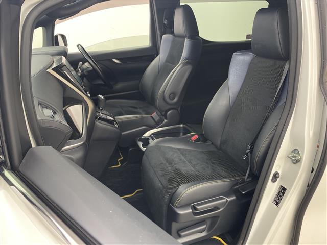 ヴェルファイア ３．５ＺＡ　ゴールデンアイズ　モデリスタ　純正１０インチナビ　純正１２．１インチフリップダウンモニター　バックカメラ　ビルトインＥＴＣ　社外２０インチアルミホイール　両側パワースライドドア　パワーバックドア　ＡＣ１００Ｖ電源（13枚目）