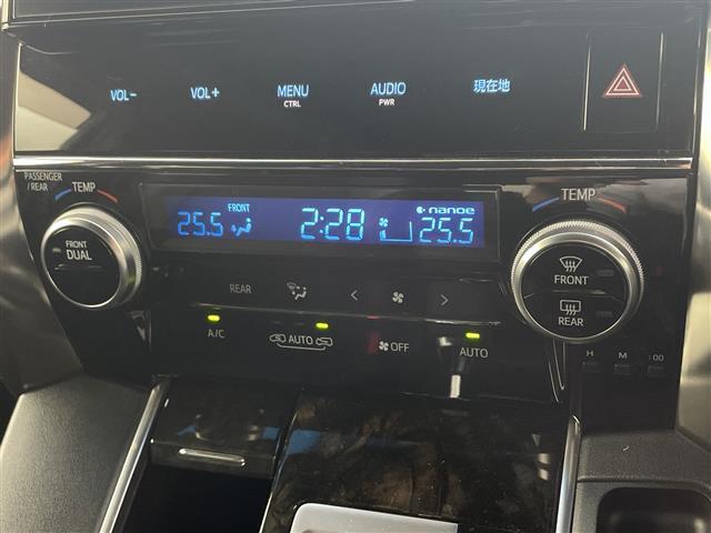 ヴェルファイア ３．５ＺＡ　ゴールデンアイズ　モデリスタ　純正１０インチナビ　純正１２．１インチフリップダウンモニター　バックカメラ　ビルトインＥＴＣ　社外２０インチアルミホイール　両側パワースライドドア　パワーバックドア　ＡＣ１００Ｖ電源（25枚目）