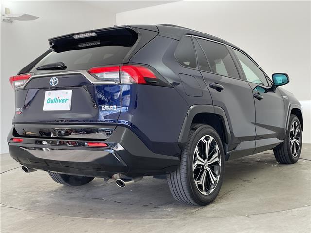 RAV4 PHV ブラックトーン パノラマムーンルーフ 全方位カメラ TV シートヒーター エアシート 置くだけ充電 プリクラッシュセーフティ レーントレーシングアシスト レーダークルーズコントロール オートマチックハイビーム LED(3枚目)