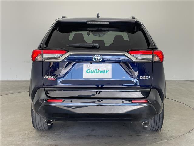 RAV4 PHV ブラックトーン パノラマムーンルーフ 全方位カメラ TV シートヒーター エアシート 置くだけ充電 プリクラッシュセーフティ レーントレーシングアシスト レーダークルーズコントロール オートマチックハイビーム LED(5枚目)
