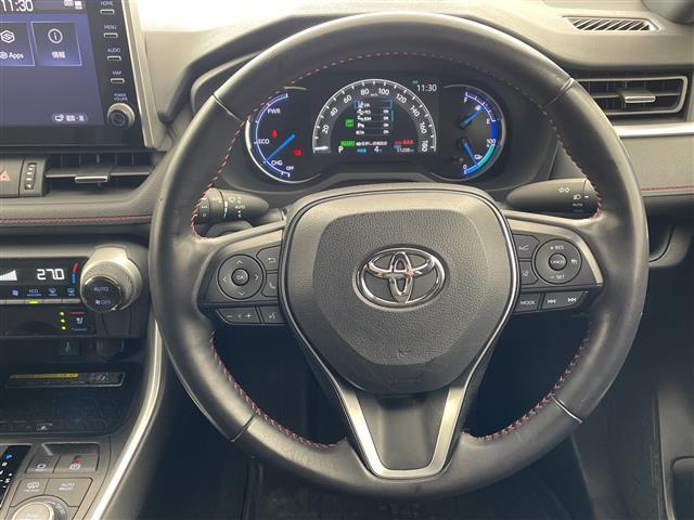 RAV4 PHV ブラックトーン パノラマムーンルーフ 全方位カメラ TV シートヒーター エアシート 置くだけ充電 プリクラッシュセーフティ レーントレーシングアシスト レーダークルーズコントロール オートマチックハイビーム LED(19枚目)