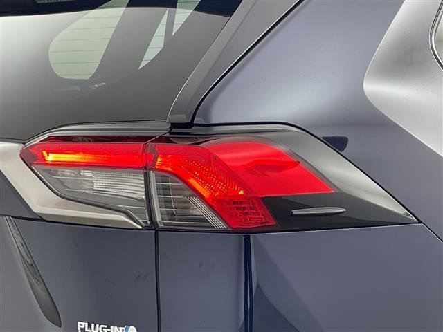 RAV4 PHV ブラックトーン パノラマムーンルーフ 全方位カメラ TV シートヒーター エアシート 置くだけ充電 プリクラッシュセーフティ レーントレーシングアシスト レーダークルーズコントロール オートマチックハイビーム LED(39枚目)