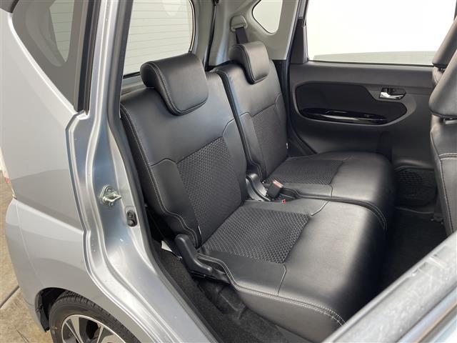 ムーヴ カスタム RS ハイパーリミテッドSAIII 純正ナビ 全方位カメラ ビルトインETC 衝突回避支援ブレーキ 誤発進抑制機能 車線逸脱警報 オートハイビーム LEDヘッドライト シートヒーター ドライブレコーダー 純正アルミホイール スマートキー(11枚目)