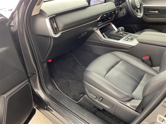 CX-60 XD Lパッケージ 純正12.3インチナビ 全方位 ビルトインETC スマートブレーキサポート レーンキープアシスト ブラインドスポットモニター レザーシート シートヒーター 置くだけ充電 レーダークルーズ 前後ドラレコ(12枚目)