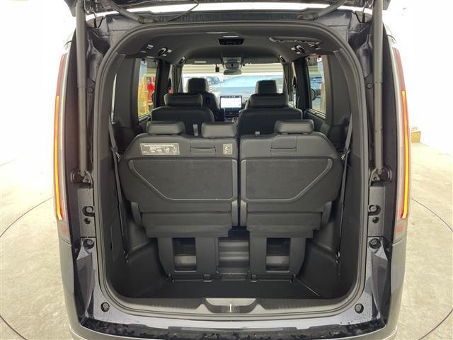 ステップワゴン e:HEVスパーダ 純正11.4インチナビ TV バックカメラ ドラレコ 衝突軽減ブレーキ レーンキープアシスト ブラインドスポットモニター 両側パワースライドドア パワーバックドア ハーフレザー シートヒーター LED(18枚目)