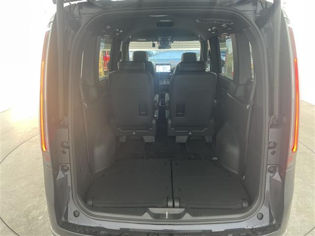 ステップワゴン e:HEVスパーダ 純正11.4インチナビ TV バックカメラ ドラレコ 衝突軽減ブレーキ レーンキープアシスト ブラインドスポットモニター 両側パワースライドドア パワーバックドア ハーフレザー シートヒーター LED(19枚目)