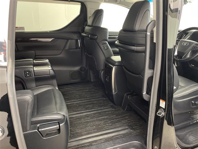 アルファード 2.5S Cパッケージ アルパイン11インチナビ バックカメラ トヨタセーフティセンス 後席モニター サンルーフ パワーバックドア 革シート 前後ドラレコ 三眼LEDヘッドライト シーケンシャルウインカー ワンオーナー車(10枚目)