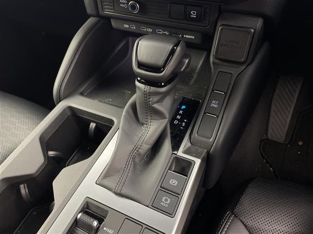 ランドクルーザー250 VX サンルーフ TV 全方位カメラ 丸目ライト プリクラッシュセーフティ レーダークルーズコントロール レーンディパーチャーアラート 革シート シートヒーター ベンチレーション デジタルインナーミラー(29枚目)