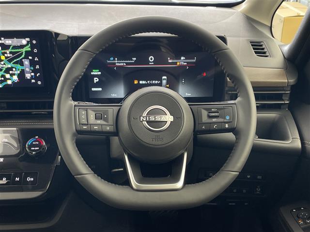 セレナ e-パワー ハイウェイスターV 登録済未使用車 純正12.3インチナビ TV 全方位カメラ プロパイロット エマージェンシーブレーキ 車線逸脱警報 車線逸脱防止支援 両側パワースライドドア デジタルインナーミラー ドライブレコーダー(21枚目)