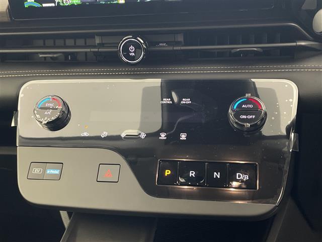 セレナ e-パワー ハイウェイスターV 登録済未使用車 純正12.3インチナビ TV 全方位カメラ プロパイロット エマージェンシーブレーキ 車線逸脱警報 車線逸脱防止支援 両側パワースライドドア デジタルインナーミラー ドライブレコーダー(29枚目)