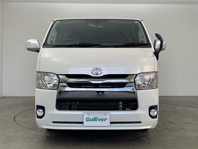 ハイエースバン スーパーGL ダークプライム ・ベットキット・ローダウン・社外15インチアルミ・エアロパーツ・社外ナビ・バックカメラ・ドライブレコーダー・AC100V・ビルトインETC・LEDライト・両側スライドドア・ステアリングリモコン・DVD(4枚目)