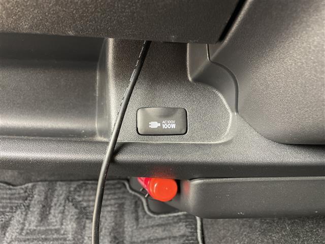 ハイエースバン スーパーGL ダークプライム ・ベットキット・ローダウン・社外15インチアルミ・エアロパーツ・社外ナビ・バックカメラ・ドライブレコーダー・AC100V・ビルトインETC・LEDライト・両側スライドドア・ステアリングリモコン・DVD(27枚目)