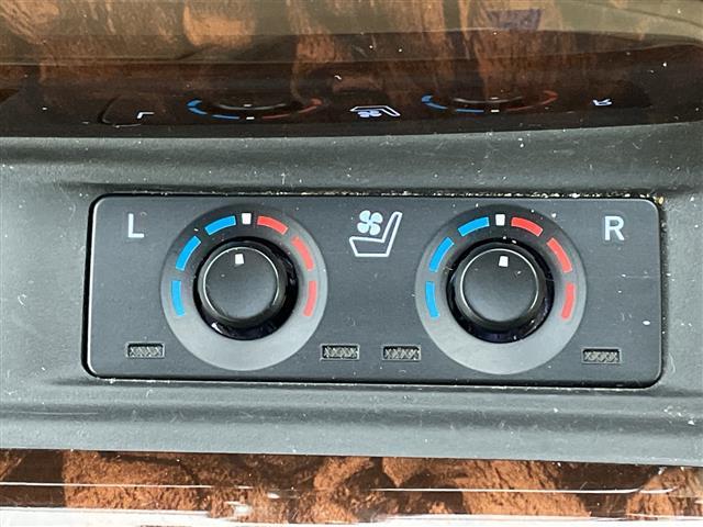 アルファード 2.5G ・サンルーフ・トヨタセーフティーセンス・レーントレーシングアシスト・レーダークルーズコントロール・10型ナビ・純正12型フリップダウンモニター・両側パワースライドドア・3眼LED・HDMI接続・ETC(31枚目)