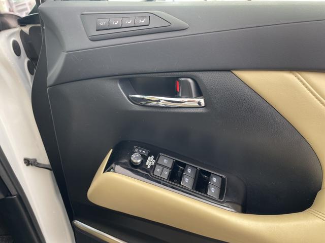 アルファード 2.5G ・サンルーフ・トヨタセーフティーセンス・レーントレーシングアシスト・レーダークルーズコントロール・10型ナビ・純正12型フリップダウンモニター・両側パワースライドドア・3眼LED・HDMI接続・ETC(70枚目)