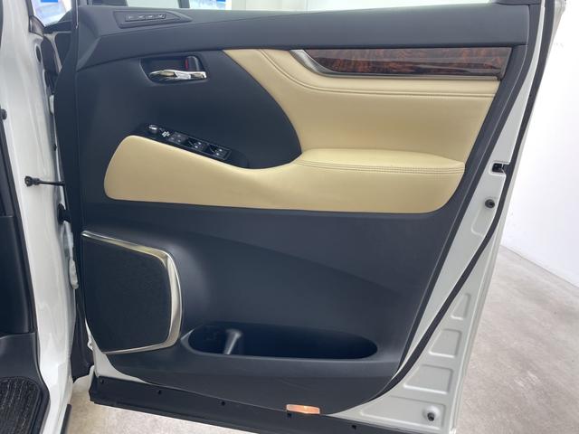 アルファード 2.5G ・サンルーフ・トヨタセーフティーセンス・レーントレーシングアシスト・レーダークルーズコントロール・10型ナビ・純正12型フリップダウンモニター・両側パワースライドドア・3眼LED・HDMI接続・ETC(71枚目)