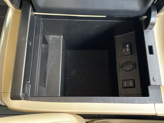 アルファード 2.5G ・サンルーフ・トヨタセーフティーセンス・レーントレーシングアシスト・レーダークルーズコントロール・10型ナビ・純正12型フリップダウンモニター・両側パワースライドドア・3眼LED・HDMI接続・ETC(75枚目)