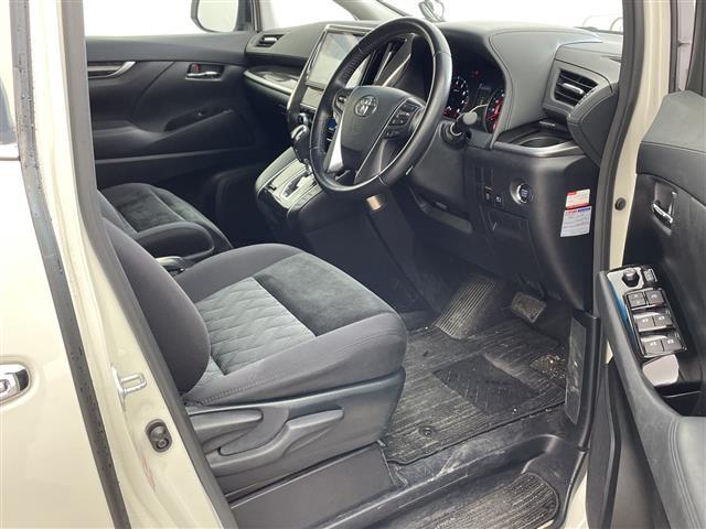 アルファード 2.5S Aパッケージ 純正10型ナビ・後席モニター・バックカメラ・ビルトインETC・両側電動スライドドア・レーダークルーズコントロール・レーントレーシングアシスト・クリアランスソナー・LEDオートライト・純正18インチAW(8枚目)