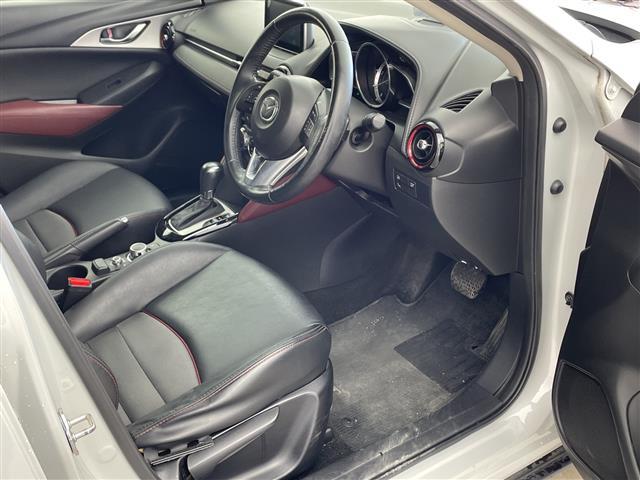 CX-3 XD ツーリング 純正ナビ・バックカメラ・ETC・スマートブレーキサポート・クルーズコントロール・ブラインドスポットモニター・ヘッドアップディスプレイ・ハーフレザーシート・パドルシフト・純正18インチアルミホイール(8枚目)