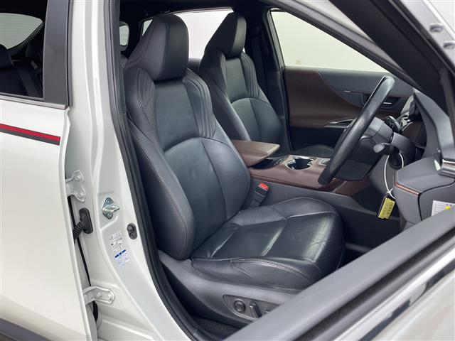 ハリアーハイブリッド Z レザーパッケージ ナビ JBL 全方位カメラ GRエアロ 調光パノラマルーフ デジタルインナーミラー ワイヤレス充電 レザーシート シートヒーター ベンチレーション プリクラッシュセーフティ ブラインドスポットモニター(9枚目)