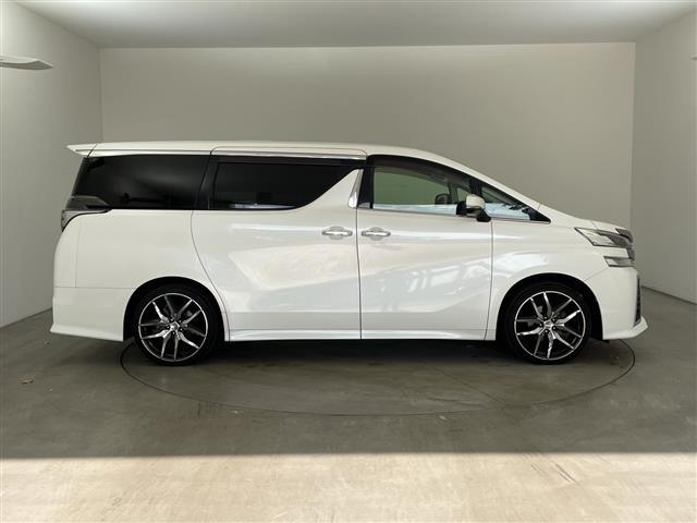 ヴェルファイア 2.5Z 純正9インチナビ・純正フリップダウンモニター・バックカメラ・ビルトインETC・純正ドライブレコーダー・両側パワースライドドア・社外20インチアルミホイール・スマートキー・プッシュスタート(7枚目)