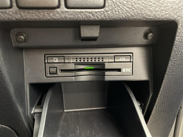 ヴェルファイア 2.5Z 純正9インチナビ・純正フリップダウンモニター・バックカメラ・ビルトインETC・純正ドライブレコーダー・両側パワースライドドア・社外20インチアルミホイール・スマートキー・プッシュスタート(32枚目)