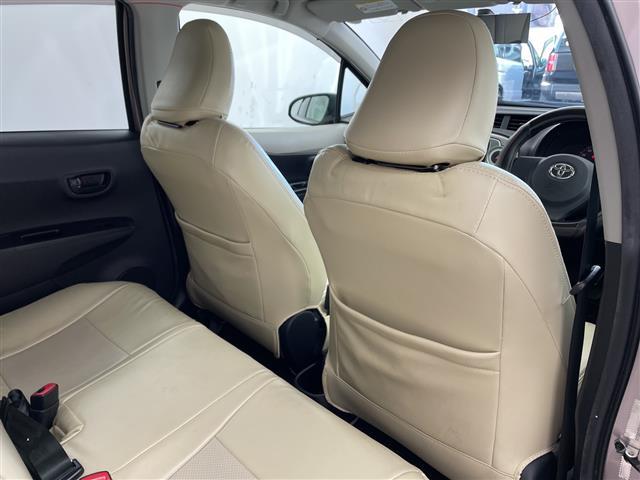 ヴィッツ Ｆ　社外ナビ／ＣＤ／ＤＶＤ／ＨＤＤ／ＴＶ・バックカメラ・ＥＴＣ・社外前後ドライブレコーダー・フロントスポイラー・社外１４インチアルミホイール（10枚目）