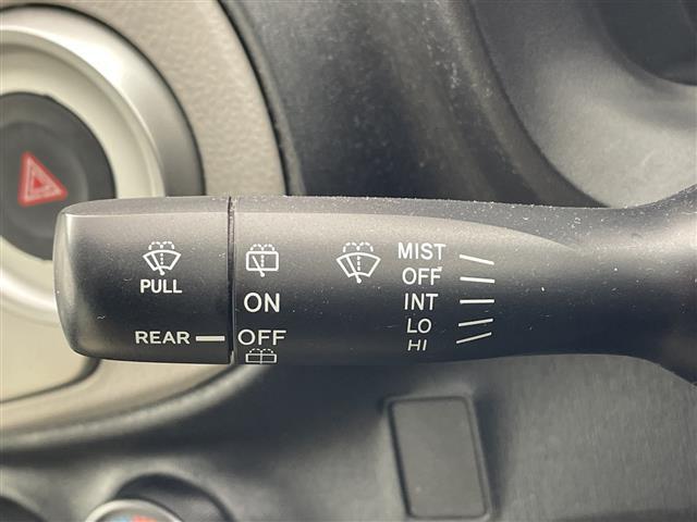 ヴィッツ Ｆ　社外ナビ／ＣＤ／ＤＶＤ／ＨＤＤ／ＴＶ・バックカメラ・ＥＴＣ・社外前後ドライブレコーダー・フロントスポイラー・社外１４インチアルミホイール（21枚目）