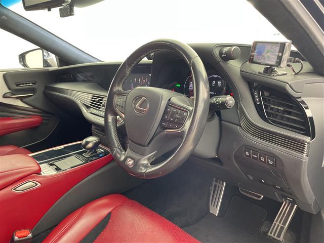 ＬＳ ＬＳ５００ｈ　Ｆスポーツ　・純正ナビ（ＣＤ／ＤＶＤ／ＢＤ／ＳＤ／ＵＳＢ／ＢＴ／ＴＶ）・全方位カメラ・サンルーフ・純正ドラレコ・純正レーダー・ＡＣ１００Ｖ（１５００Ｗ）・ビルトインＥＴＣ・ＢＳＭ・ＰＫＳＡ・クリアランスソナー（8枚目）