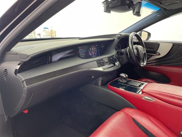 ＬＳ ＬＳ５００ｈ　Ｆスポーツ　・純正ナビ（ＣＤ／ＤＶＤ／ＢＤ／ＳＤ／ＵＳＢ／ＢＴ／ＴＶ）・全方位カメラ・サンルーフ・純正ドラレコ・純正レーダー・ＡＣ１００Ｖ（１５００Ｗ）・ビルトインＥＴＣ・ＢＳＭ・ＰＫＳＡ・クリアランスソナー（12枚目）