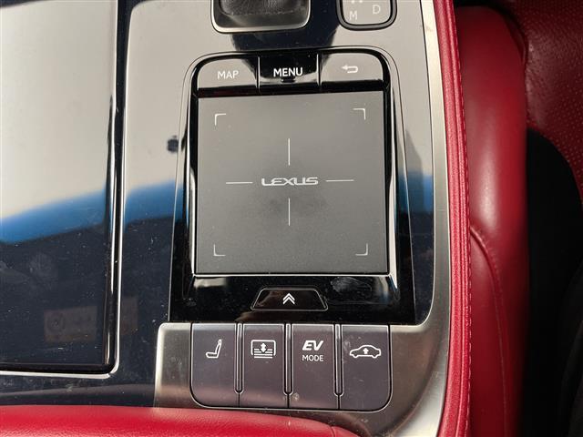 ＬＳ ＬＳ５００ｈ　Ｆスポーツ　・純正ナビ（ＣＤ／ＤＶＤ／ＢＤ／ＳＤ／ＵＳＢ／ＢＴ／ＴＶ）・全方位カメラ・サンルーフ・純正ドラレコ・純正レーダー・ＡＣ１００Ｖ（１５００Ｗ）・ビルトインＥＴＣ・ＢＳＭ・ＰＫＳＡ・クリアランスソナー（28枚目）